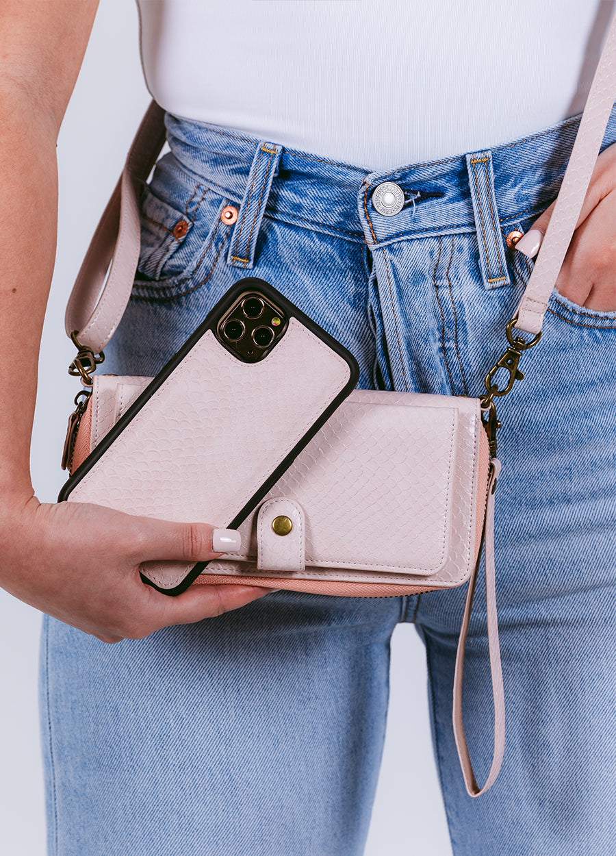 Leather Phone Charging Wristlet/Clutch | The Leather Crew | Australia