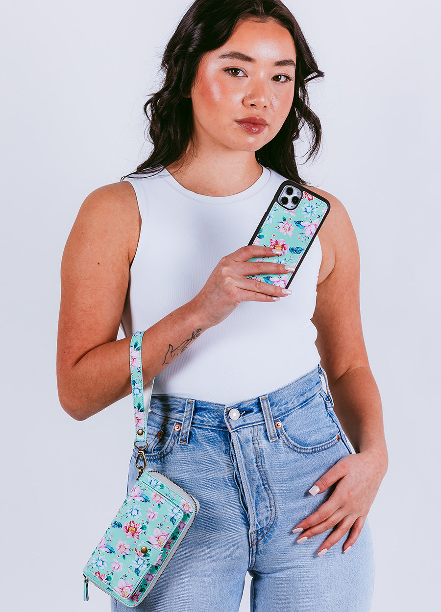 Ultimate Wristlet Phone Case in Fresh Floral - Mahalo Cases